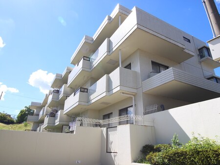 ロンサール八事外観写真