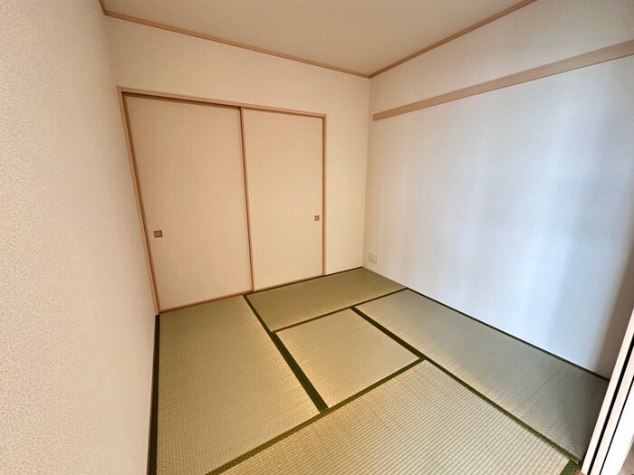 物件内観写真12　(居室)