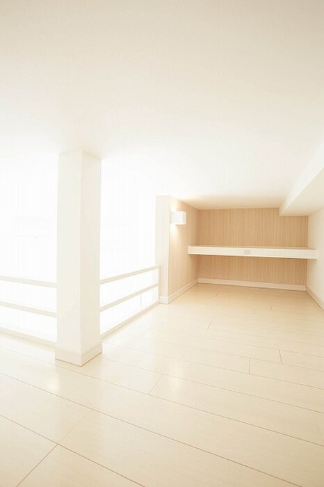 物件内観写真9　(室内からの展望)