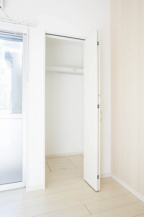 物件内観写真13　(収納)