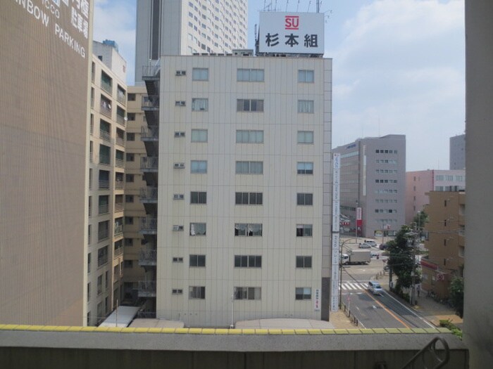 物件内観写真22　(室内からの展望)