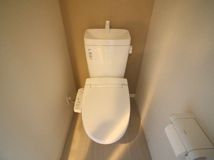 物件内観写真15　(トイレ)