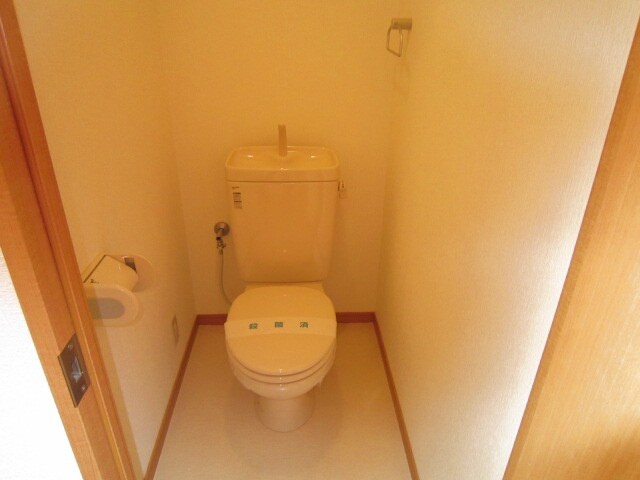 物件内観写真12　(トイレ)