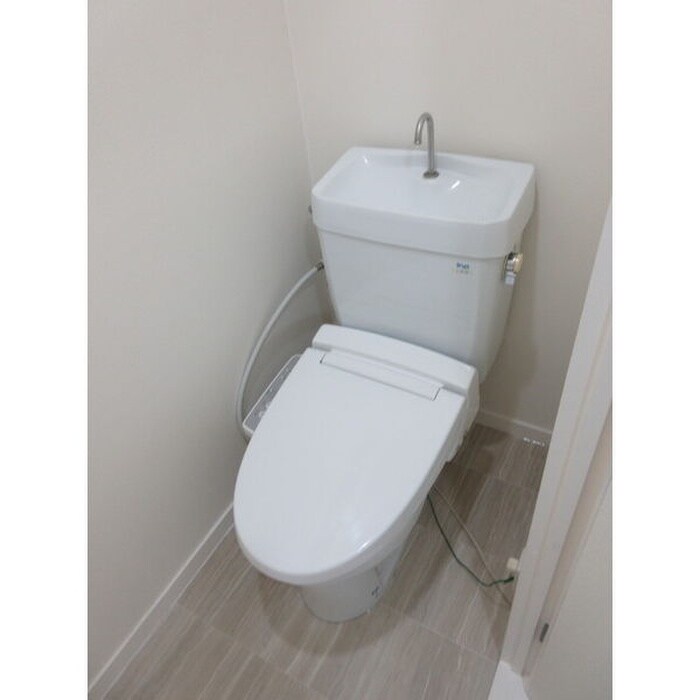 物件内観写真11　(トイレ)