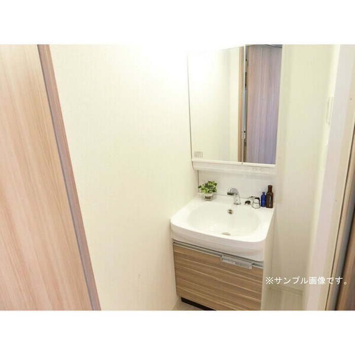 物件内観写真9　(洗面)