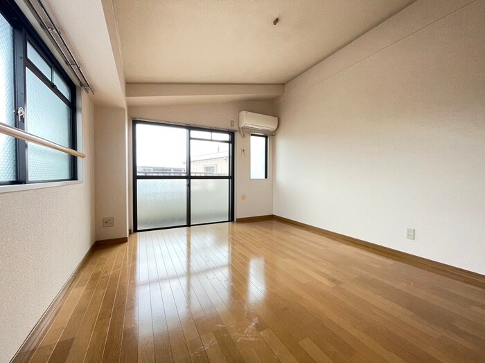 物件内観写真16　(居室)