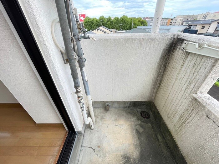 物件内観写真22　(洗濯機置場)