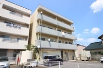 コーポラスイトウの外観写真