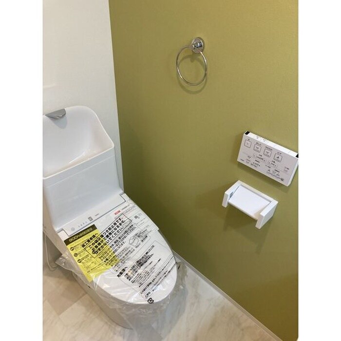 物件内観写真14　(トイレ)