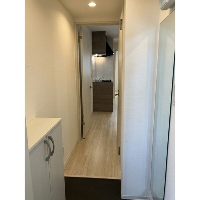 物件内観写真16　(廊下)