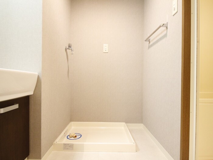 物件内観写真19　(洗濯機置場)