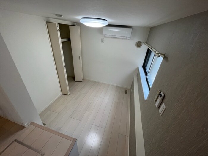 物件内観写真9　(居室)