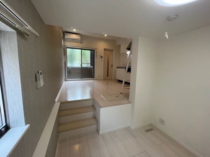 物件内観写真10　(居室)