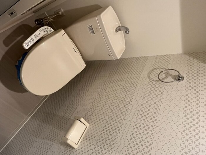 物件内観写真13　(トイレ)