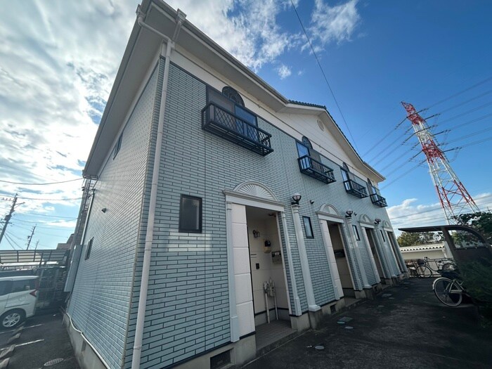 物件外観写真1　(外観写真)