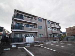 グリックヒルズ代万外観写真