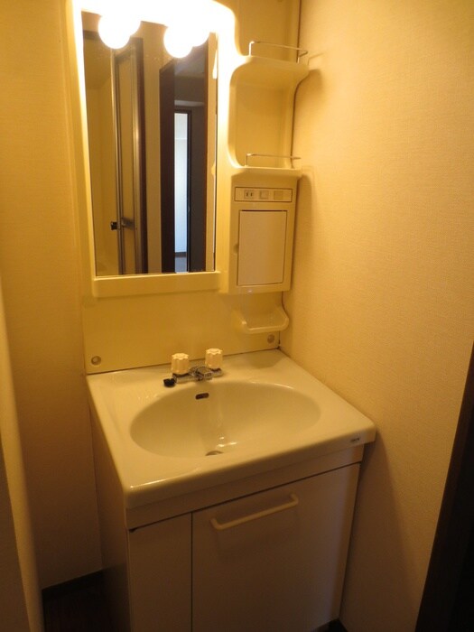 物件内観写真13　(洗面)