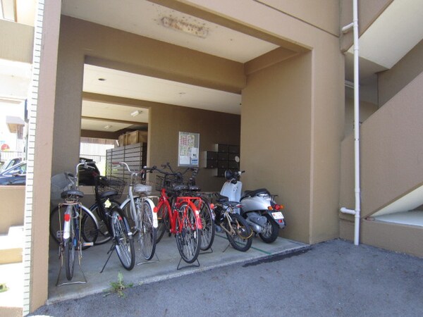 駐輪場