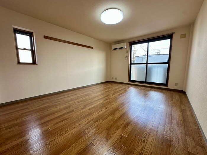 物件内観写真7　(居室)