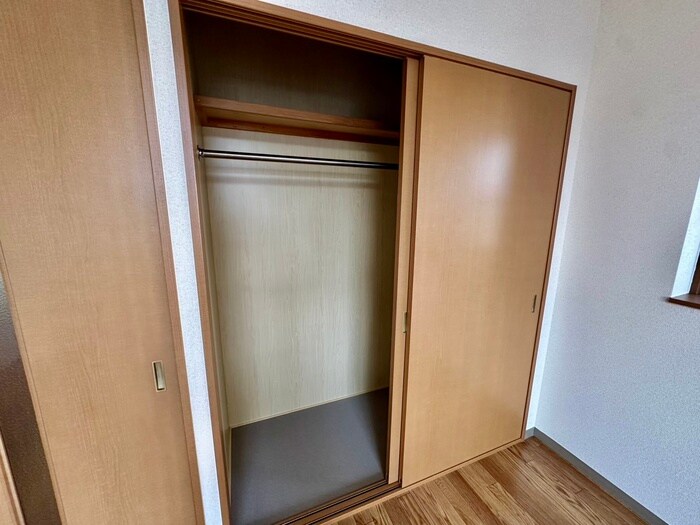 物件内観写真11　(収納)
