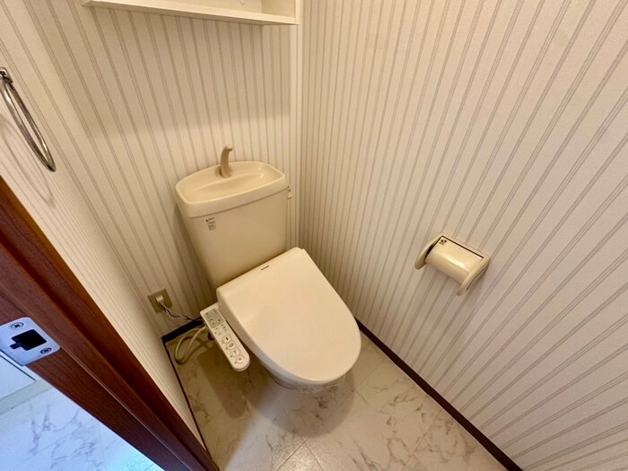 物件内観写真16　(トイレ)