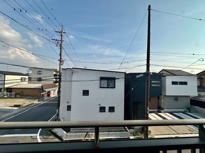 物件内観写真22　(室内からの展望)