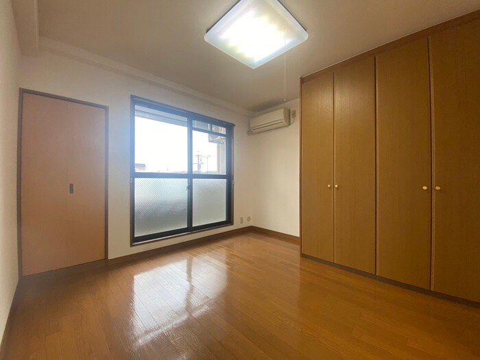 物件内観写真7　(居室)