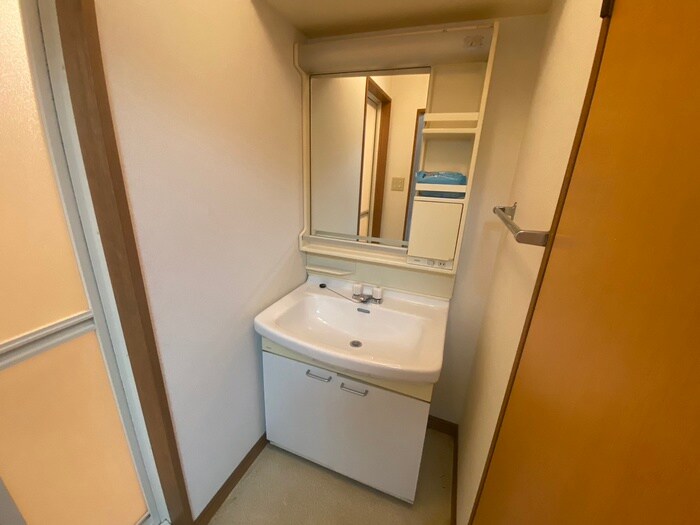 物件内観写真10　(洗面)