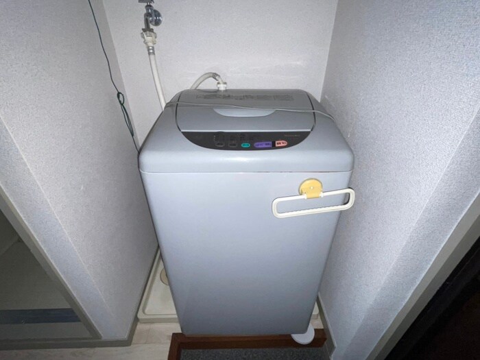 物件内観写真13　(洗濯機置場)