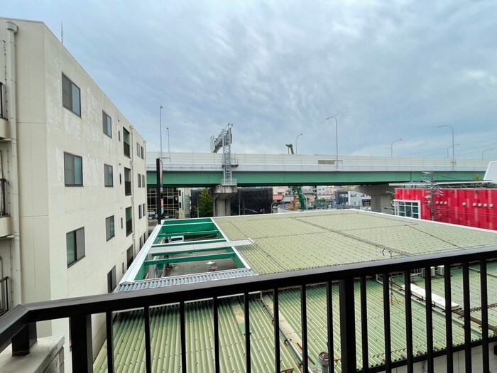 物件内観写真16　(室内からの展望)