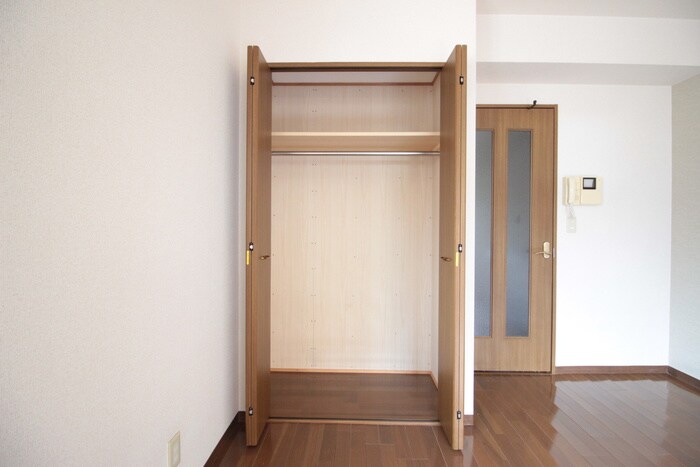 物件内観写真15　(収納)