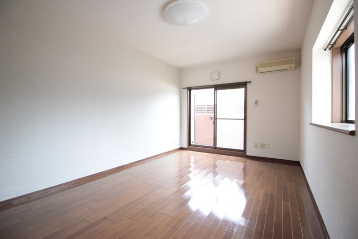 物件内観写真21　(居室)