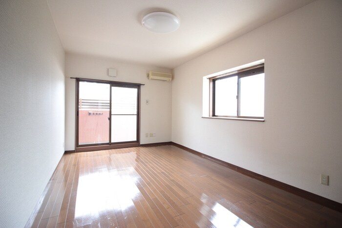 物件内観写真22　(居室)