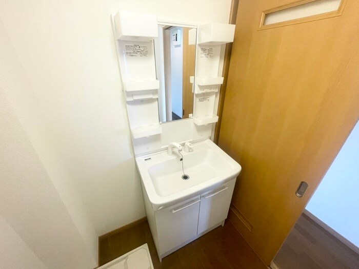 物件内観写真13　(洗面)