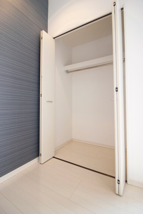 物件内観写真13　(収納)