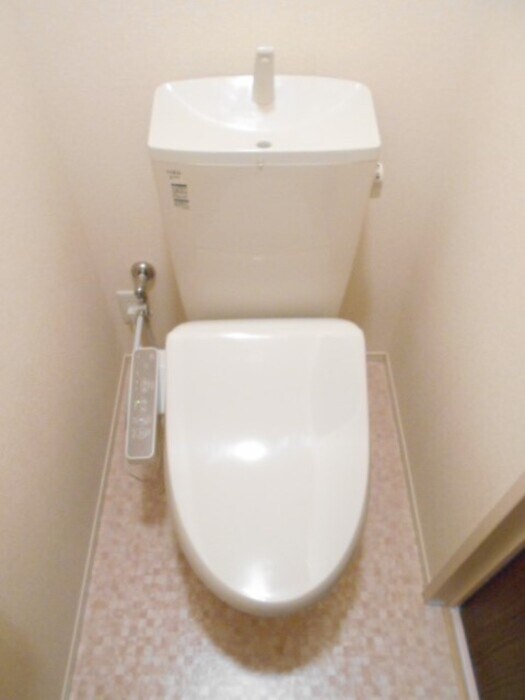 物件内観写真13　(トイレ)