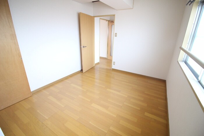 物件内観写真21　(居室)