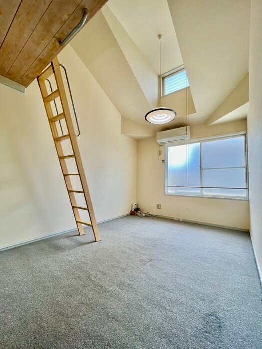 物件内観写真21　(居室)