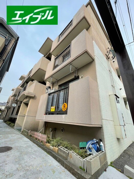 物件外観写真3　(外観写真)