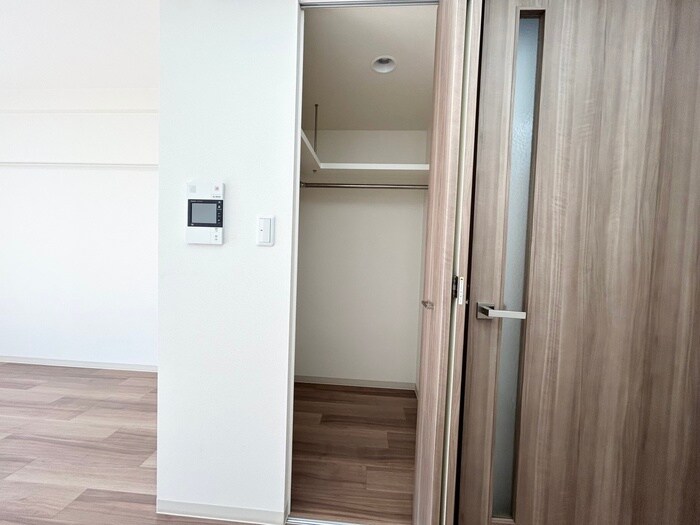 物件内観写真7　(収納)