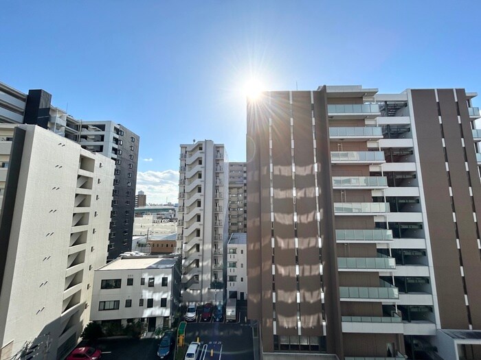 物件内観写真9　(室内からの展望)