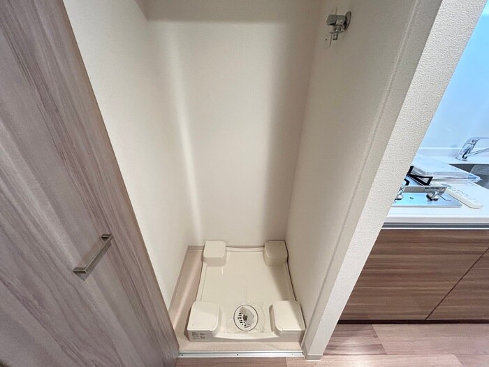 物件内観写真12　(洗濯機置場)