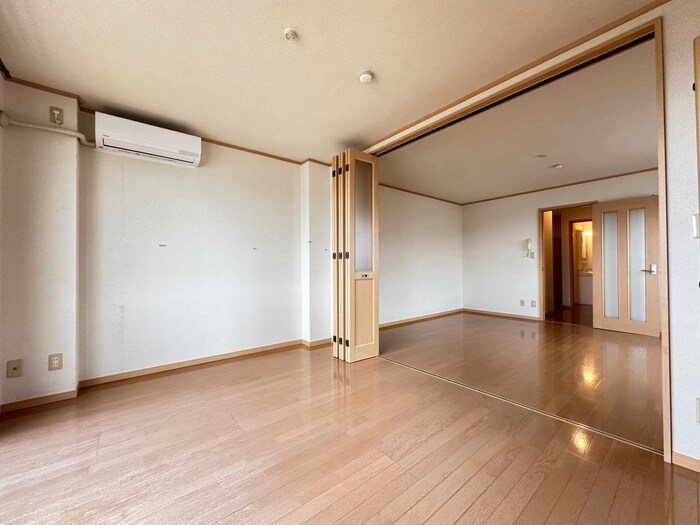 物件内観写真7　(居室)