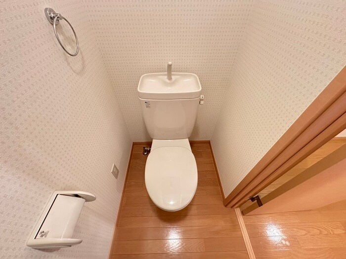 物件内観写真13　(トイレ)