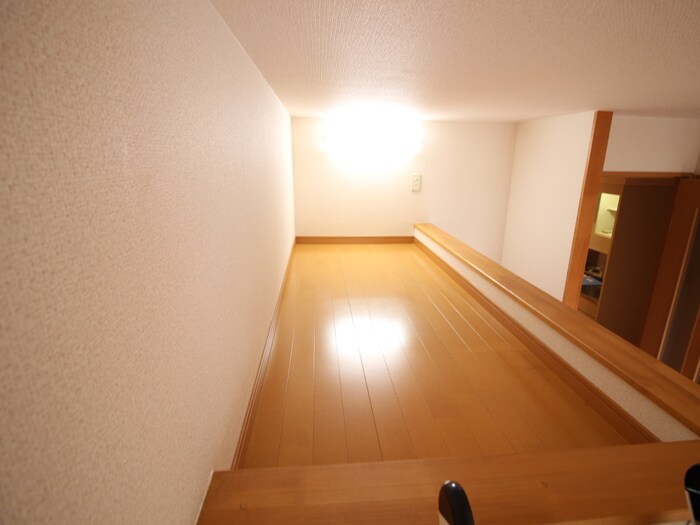 物件内観写真9　(ロフト)