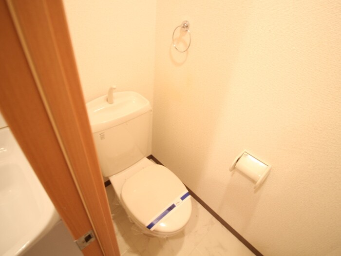 物件内観写真12　(トイレ)