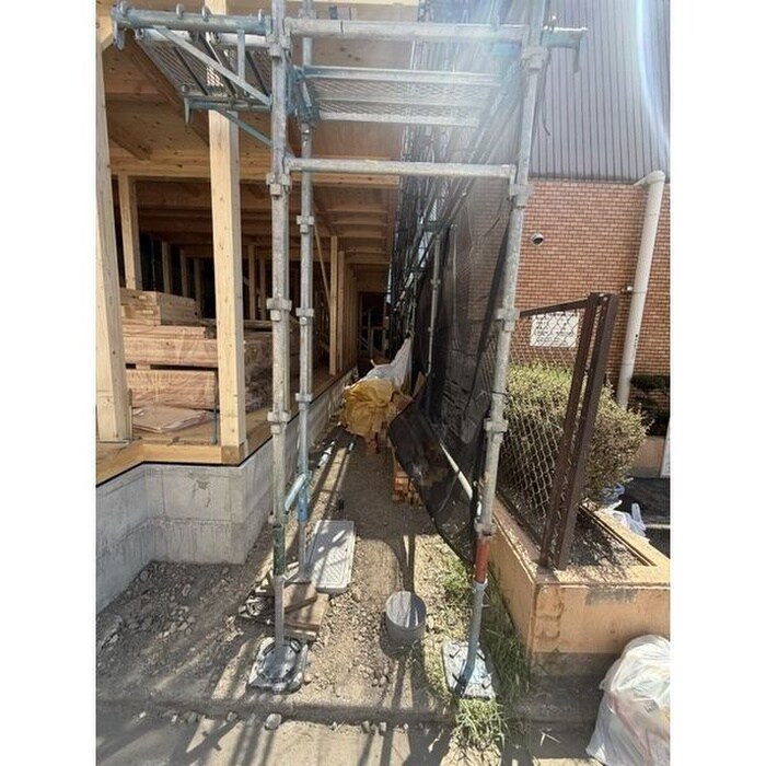 物件外観写真3　(建築中)