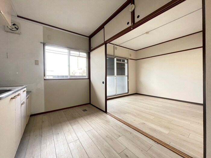 物件内観写真7　(居室)