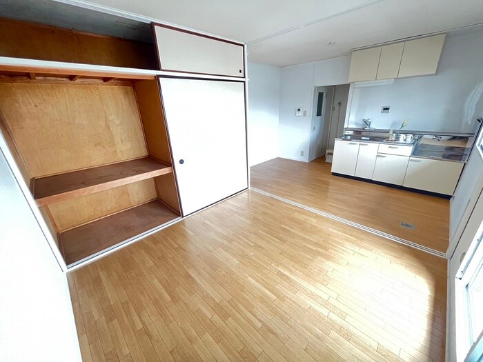 物件内観写真7　(居室)