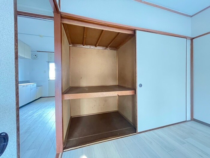物件内観写真9　(収納)